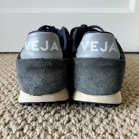 Veja Rio Branco Sneakers - Picture 5 of 8